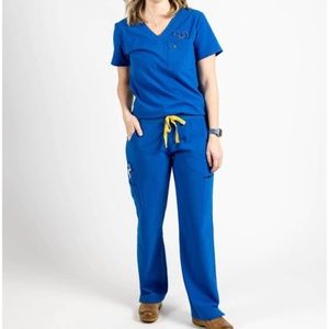 Poppy Scrub Set - Wilder Top and Bodie Pant - Sz Small (S)